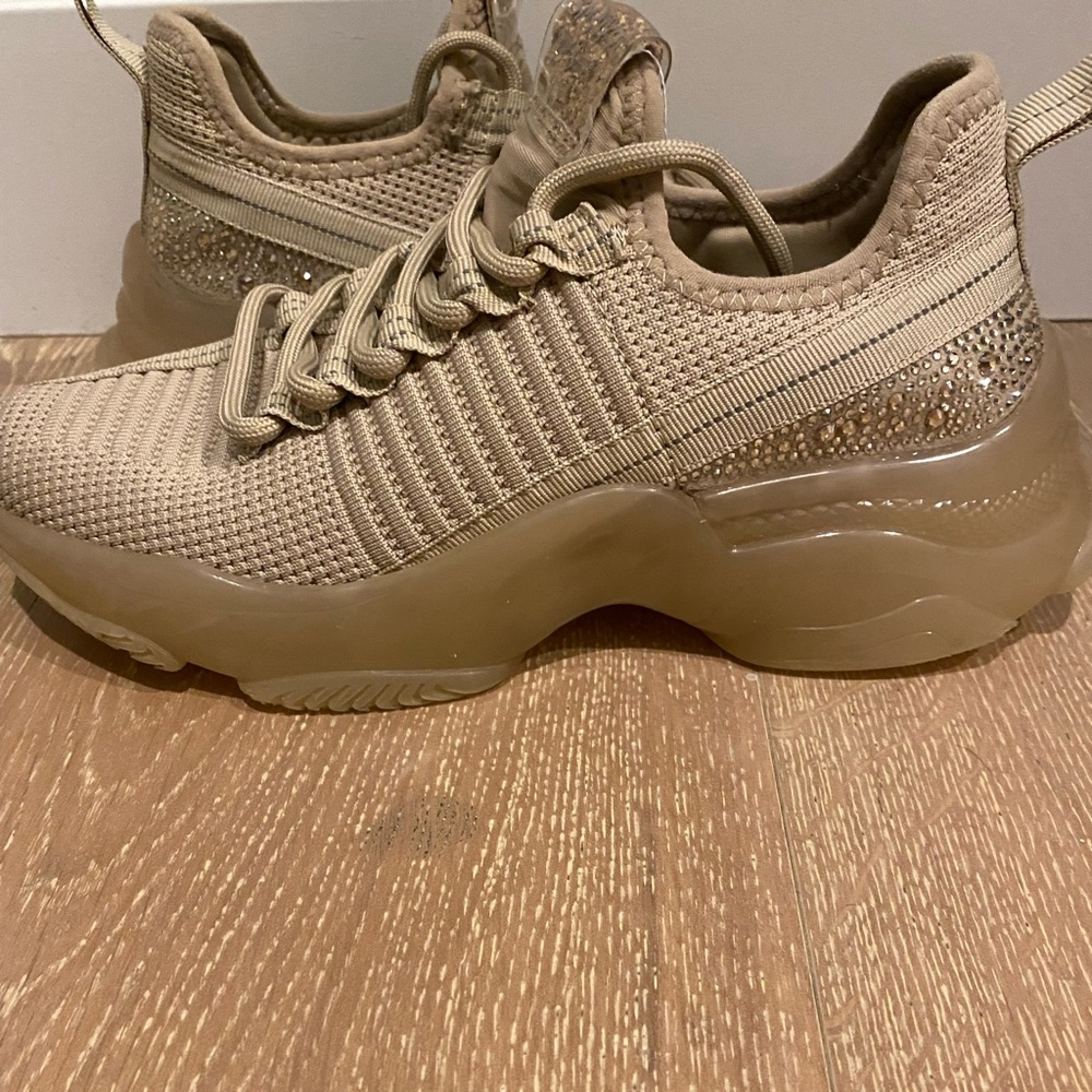 Steven Madden Sneakers